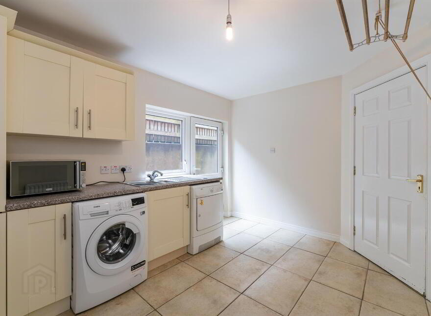 4 Garland Crescent, Manse Road, Belfast, BT8 6YJ