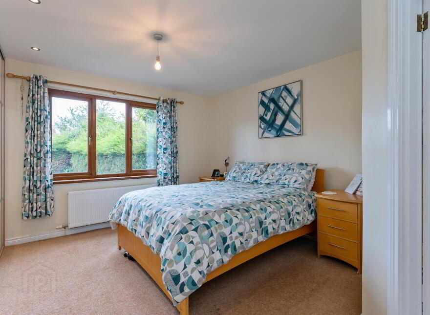 4 Garland Crescent, Manse Road, Belfast, BT8 6YJ