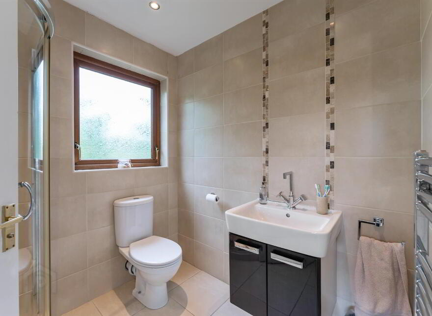 4 Garland Crescent, Manse Road, Belfast, BT8 6YJ