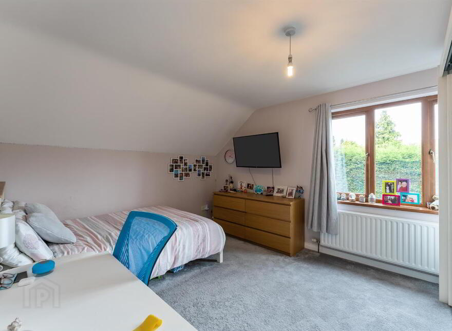 4 Garland Crescent, Manse Road, Belfast, BT8 6YJ