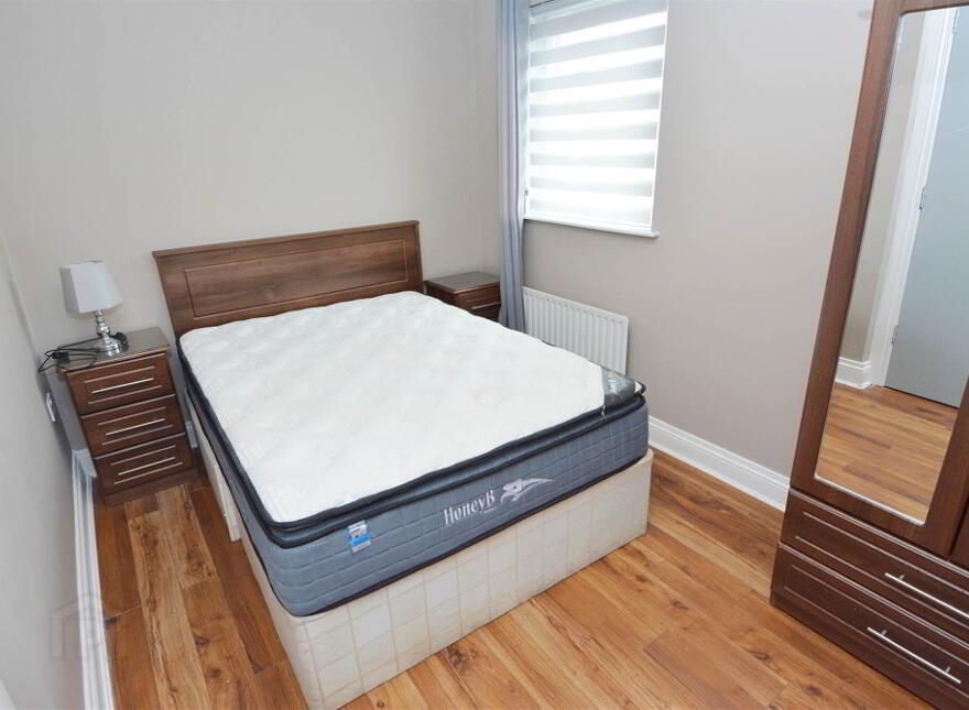 5, 41 Cromwell Road, Belfast, BT7 1JX