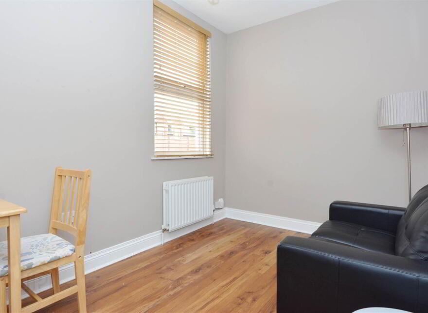 5, 41 Cromwell Road, Belfast, BT7 1JX