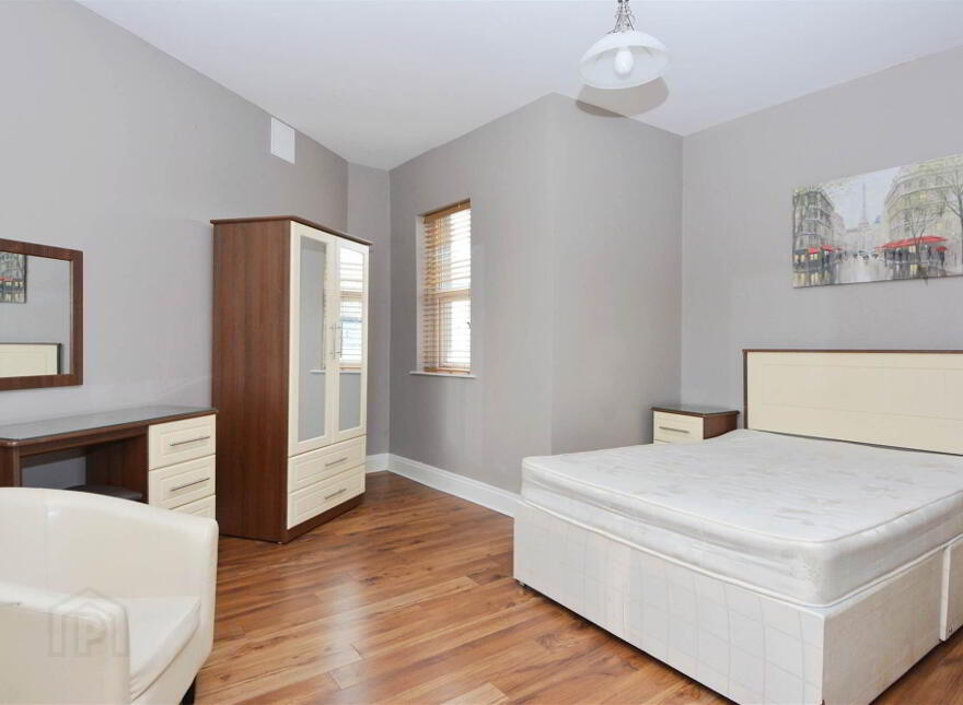 5, 41 Cromwell Road, Belfast, BT7 1JX