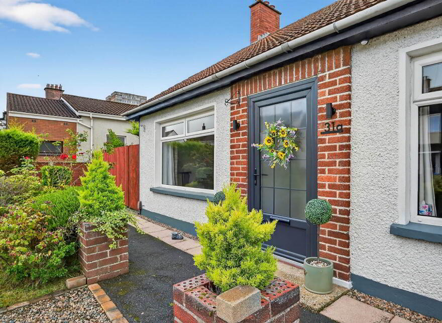 31a Locksley Gardens, Belfast, BT10 0EB