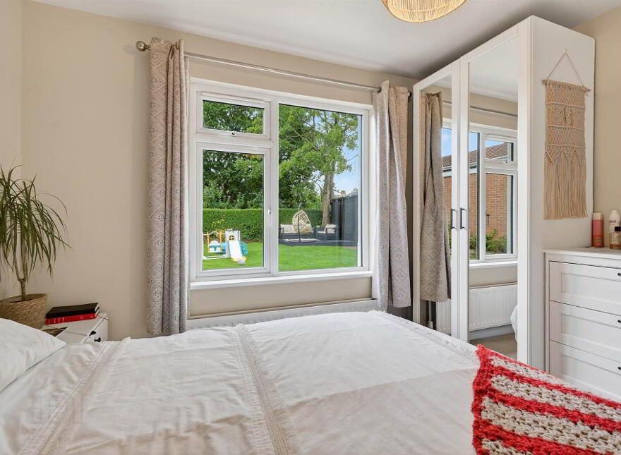 31a Locksley Gardens, Belfast, BT10 0EB