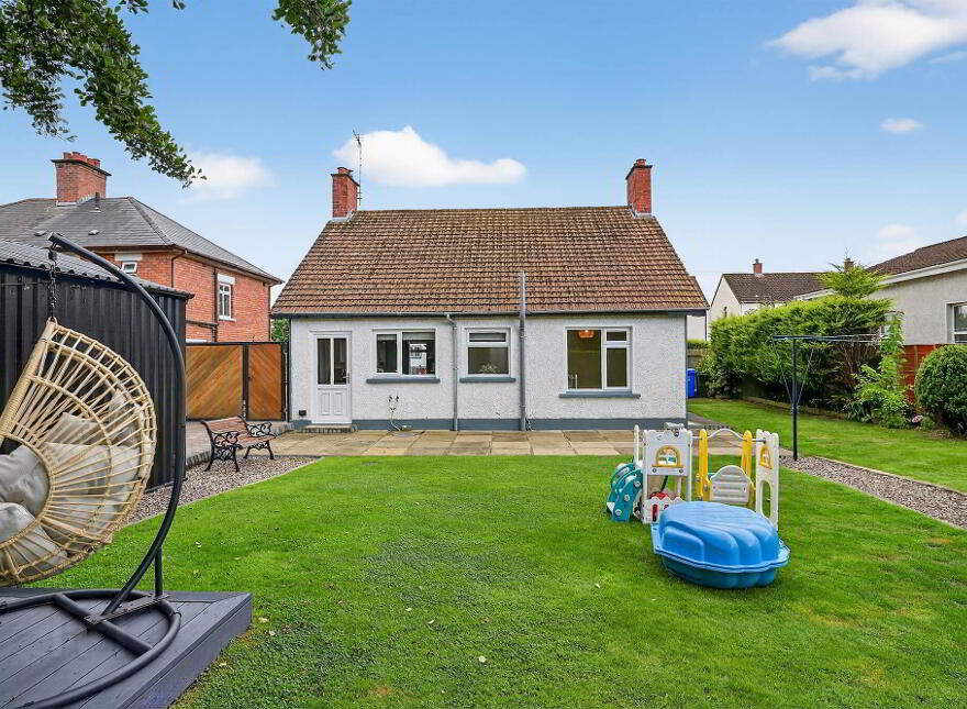 31a Locksley Gardens, Belfast, BT10 0EB