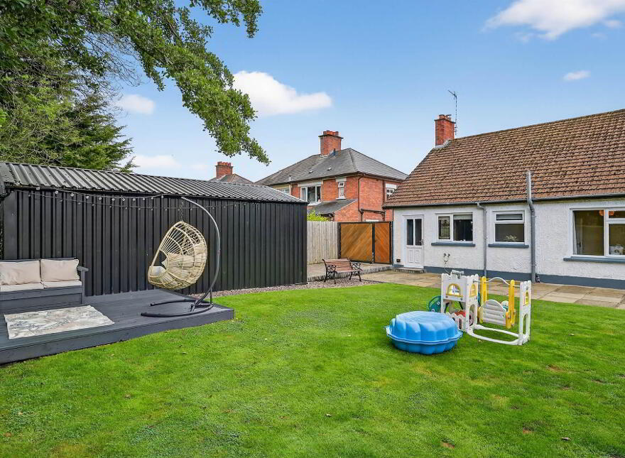 31a Locksley Gardens, Belfast, BT10 0EB