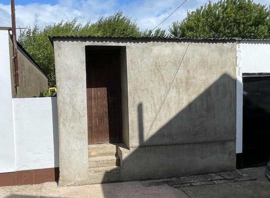 2 Sandy Row, Cookstown, BT80 8RT
