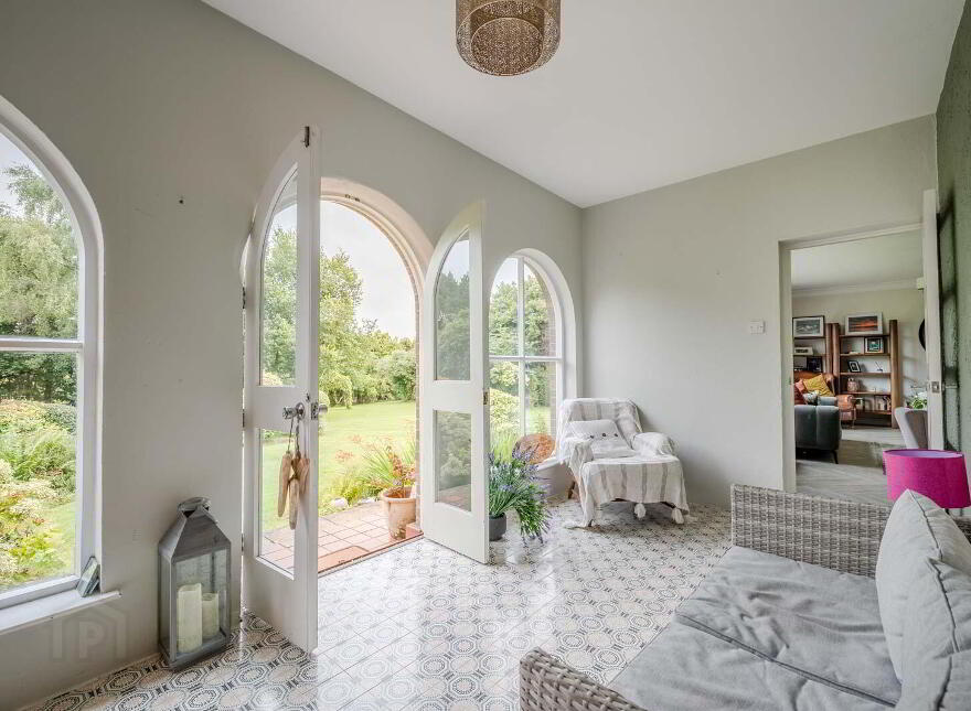 8 Ballyrogan Park, Newtownards, BT23 4SD
