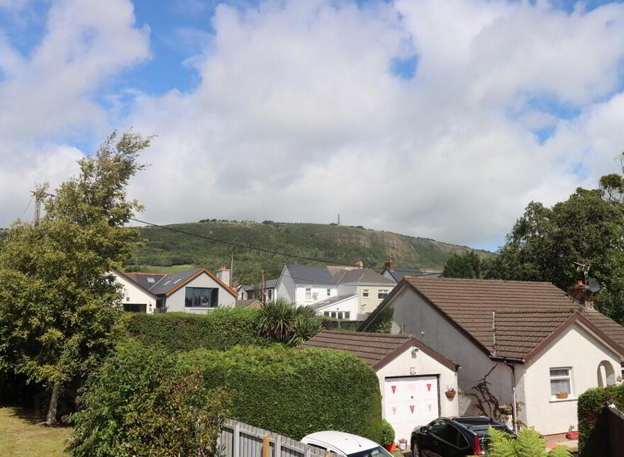 20 Glenisland Terrace, Carrickfergus, BT38 8RD