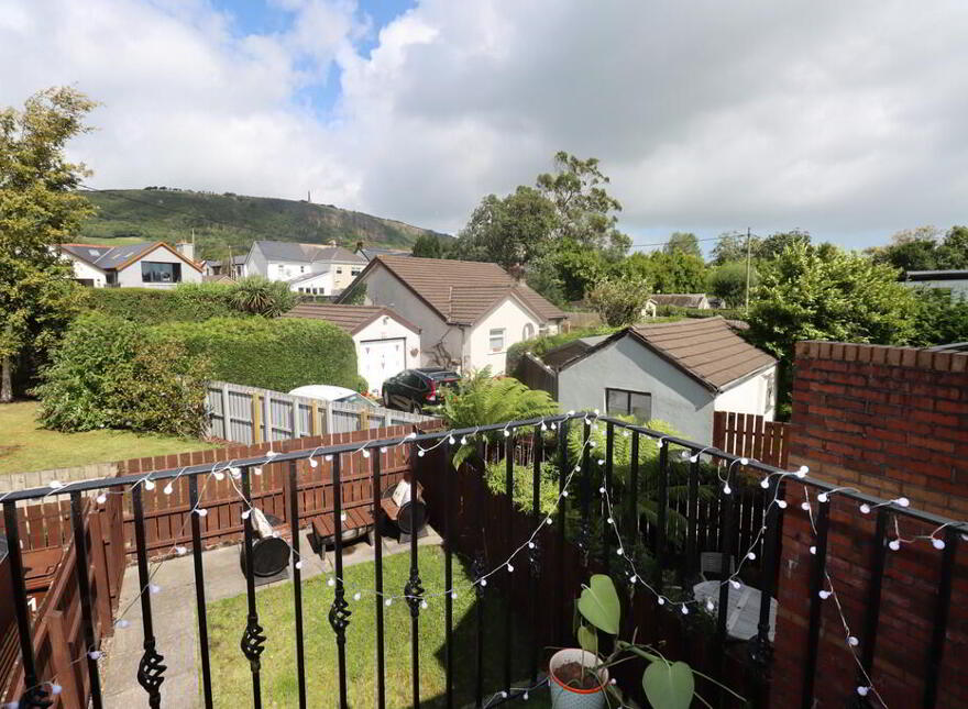 20 Glenisland Terrace, Carrickfergus, BT38 8RD