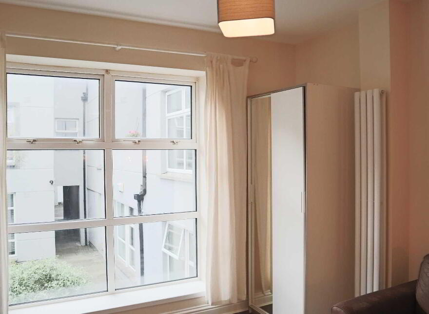4 Carraig Court, Main Street, Blackrock, Dublin, A94P9W9