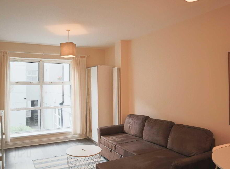 4 Carraig Court, Main Street, Blackrock, Dublin, A94P9W9