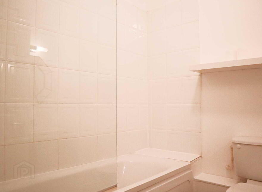 4 Carraig Court, Main Street, Blackrock, Dublin, A94P9W9