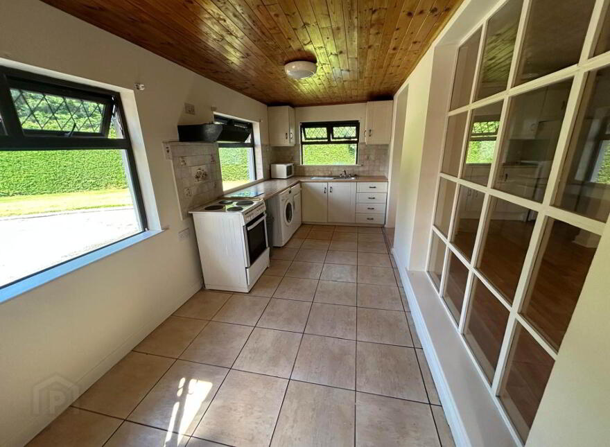 Bungalow, On 1.13 Acres Plus Two Garages, Clonygowan, R35V028