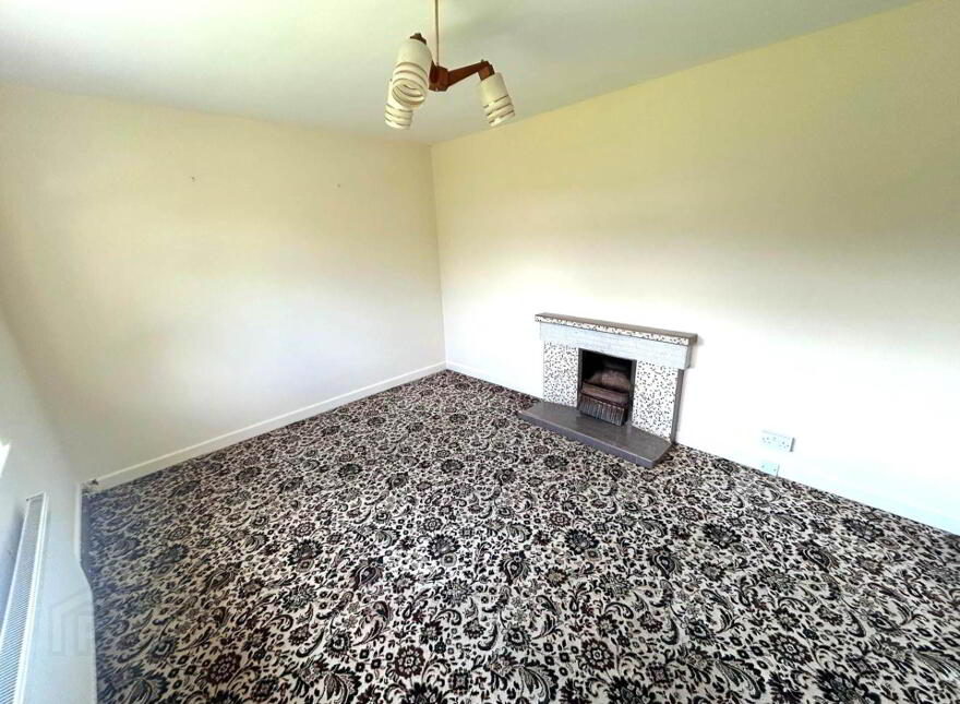 Bungalow, On 1.13 Acres Plus Two Garages, Clonygowan, R35V028