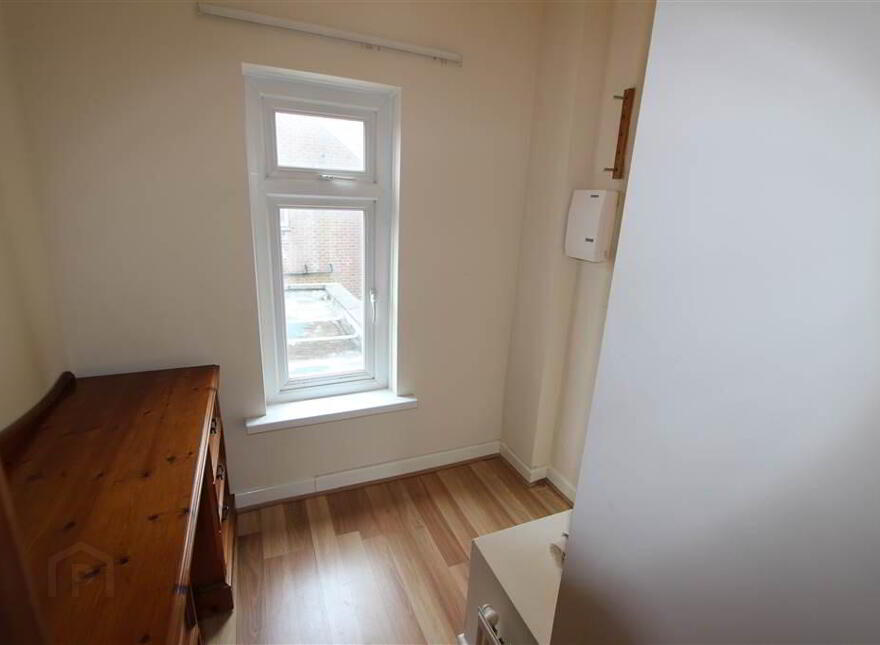 73 Sandhurst Gardens, Stranmillis, Belfast, BT9 5AX