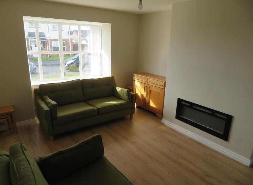 114 Carrigart Crescent, Tullygally, Craigavon, BT65 5EG