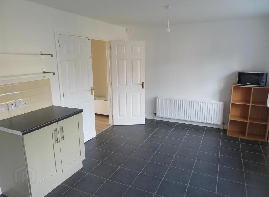 114 Carrigart Crescent, Tullygally, Craigavon, BT65 5EG