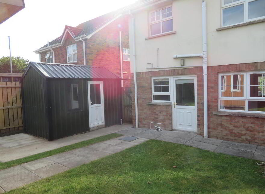 114 Carrigart Crescent, Tullygally, Craigavon, BT65 5EG