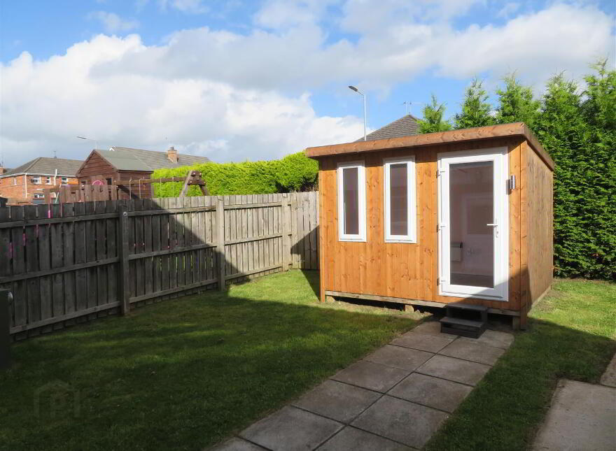 114 Carrigart Crescent, Tullygally, Craigavon, BT65 5EG