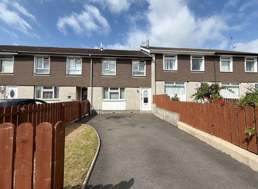 22 Rathvarna Walk, Lisburn, BT28 2UD