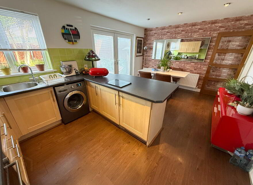 22 Rathvarna Walk, Lisburn, BT28 2UD
