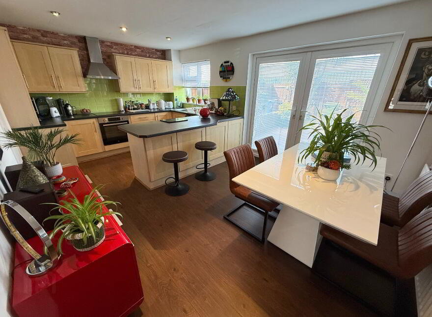 22 Rathvarna Walk, Lisburn, BT28 2UD