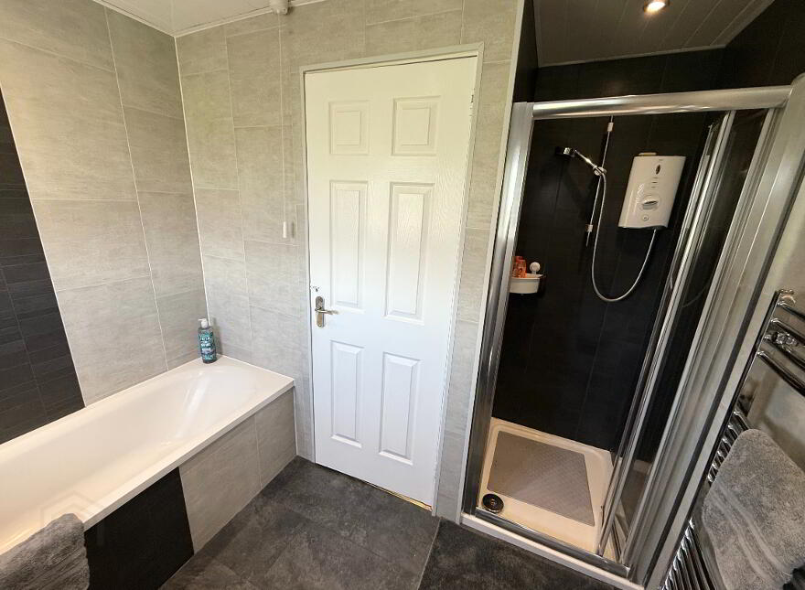 22 Rathvarna Walk, Lisburn, BT28 2UD