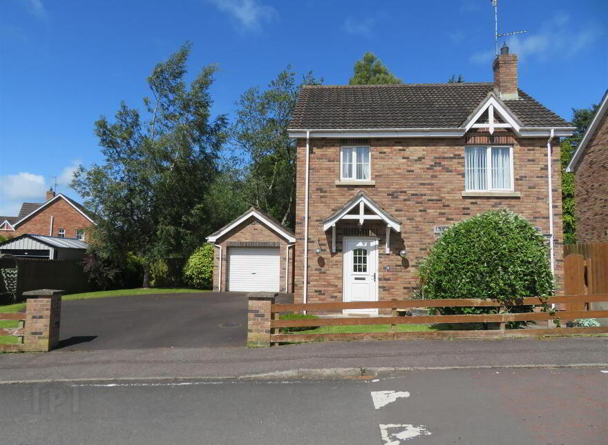39 Toberhewny Lodge, Lurgan, Craigavon, BT66 7FL photo