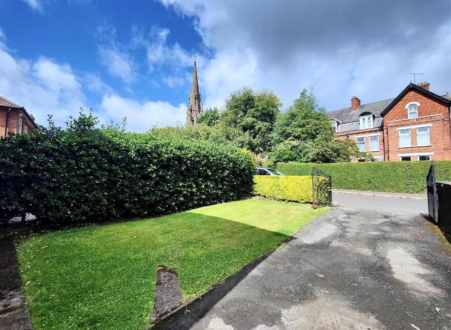 15 Alexandra Gardens, Belfast, BT15 3LJ