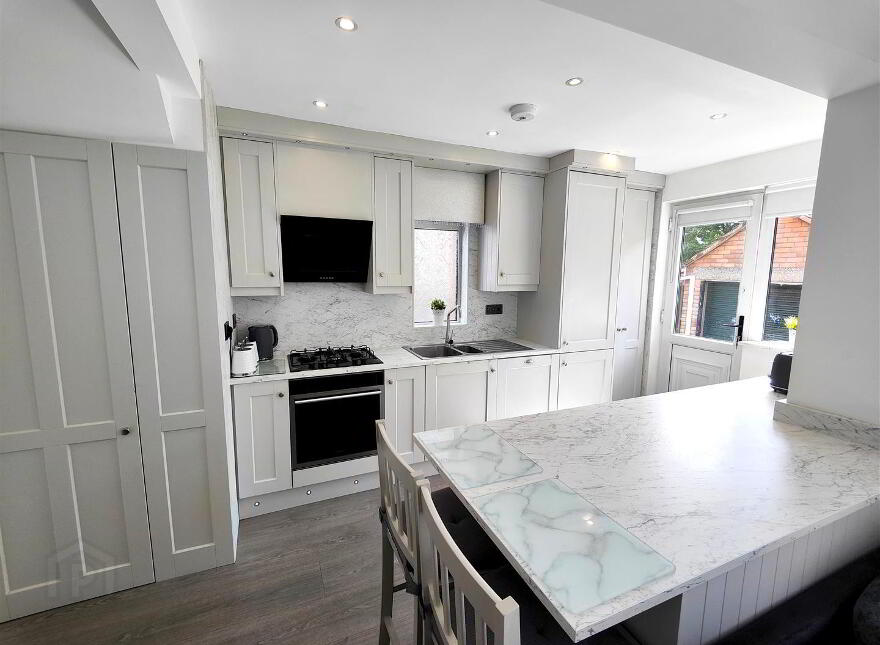 15 Alexandra Gardens, Belfast, BT15 3LJ