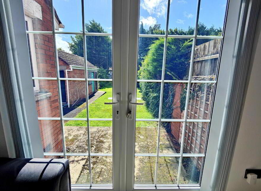 15 Alexandra Gardens, Belfast, BT15 3LJ