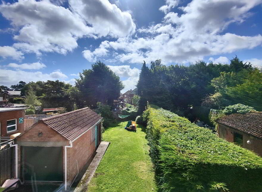 15 Alexandra Gardens, Belfast, BT15 3LJ