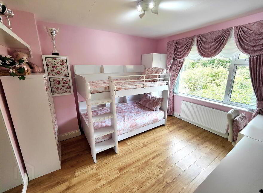 15 Alexandra Gardens, Belfast, BT15 3LJ