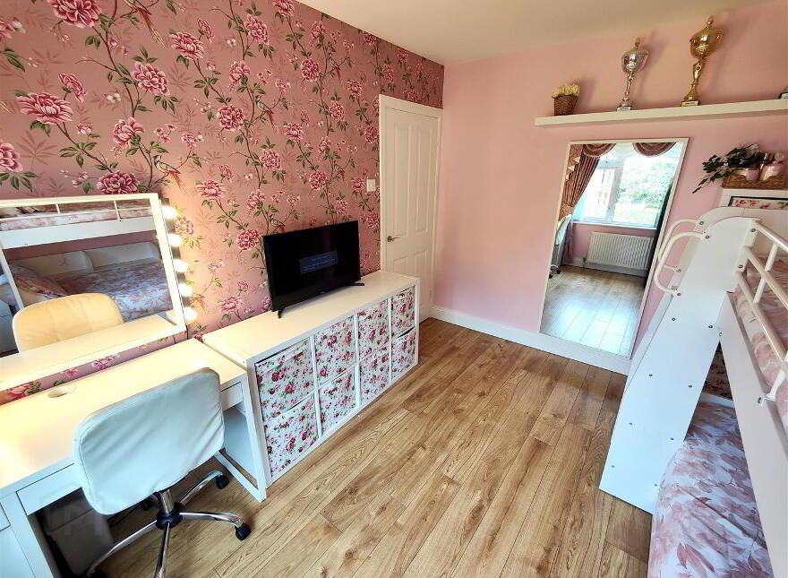 15 Alexandra Gardens, Belfast, BT15 3LJ