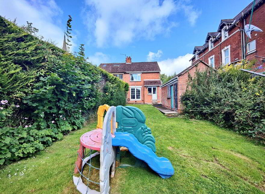 15 Alexandra Gardens, Belfast, BT15 3LJ