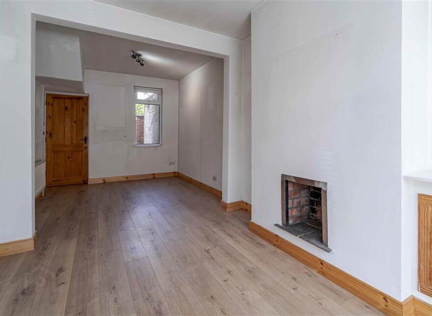 6 Halstein Drive, Belfast, BT5 6JQ