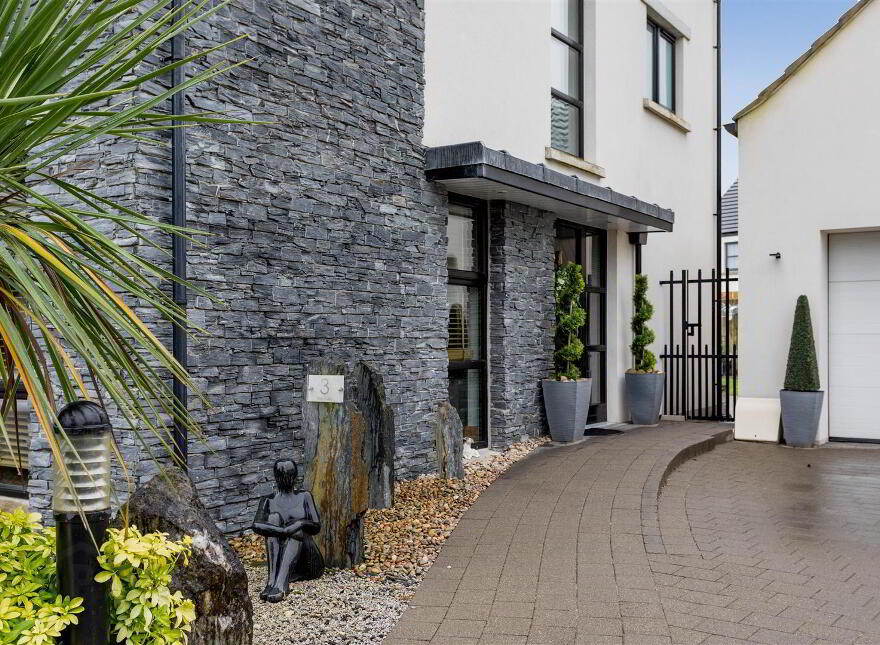 3 The Halls, Templepatrick, BT39 0FF