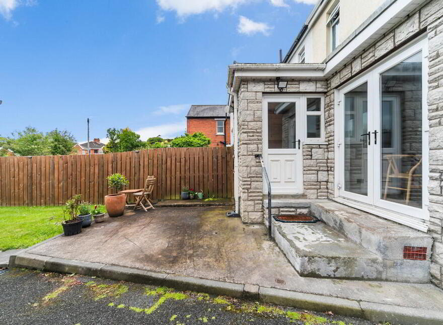 388 Castlereagh Road, Belfast, BT5 6AE