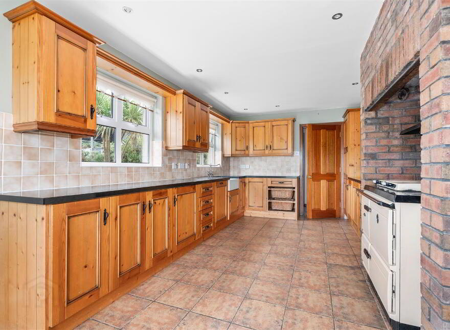 99 Demesne Road, Ballynahinch, BT24 8NS