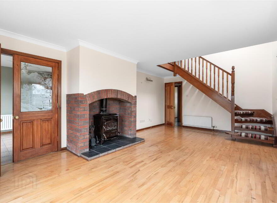 99 Demesne Road, Ballynahinch, BT24 8NS