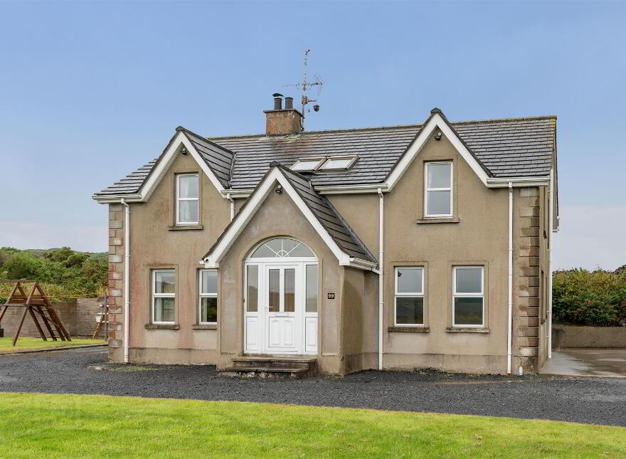 99 Demesne Road, Ballynahinch, BT24 8NS photo