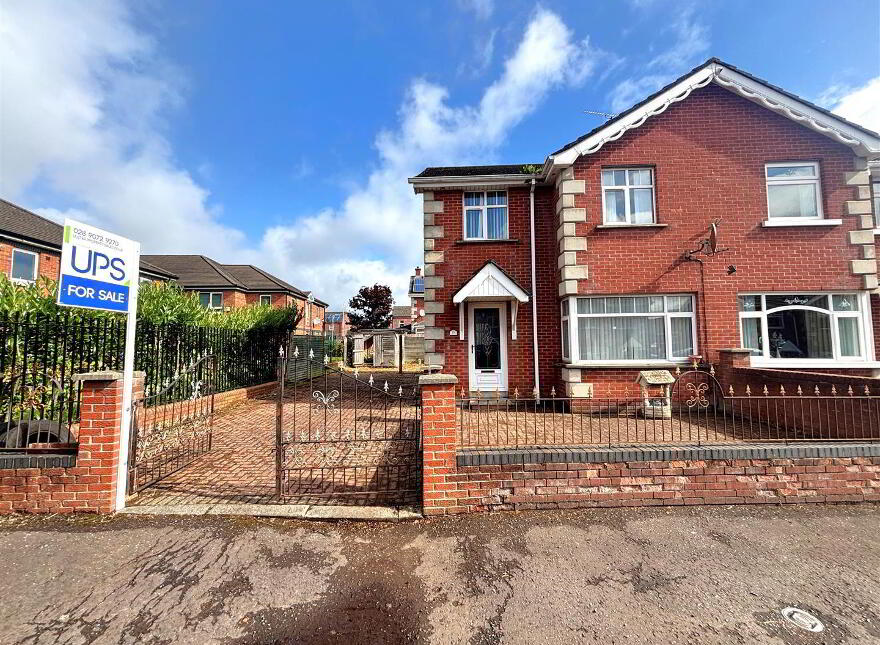 19 Ambleside Court, Belfast, BT13 1QU