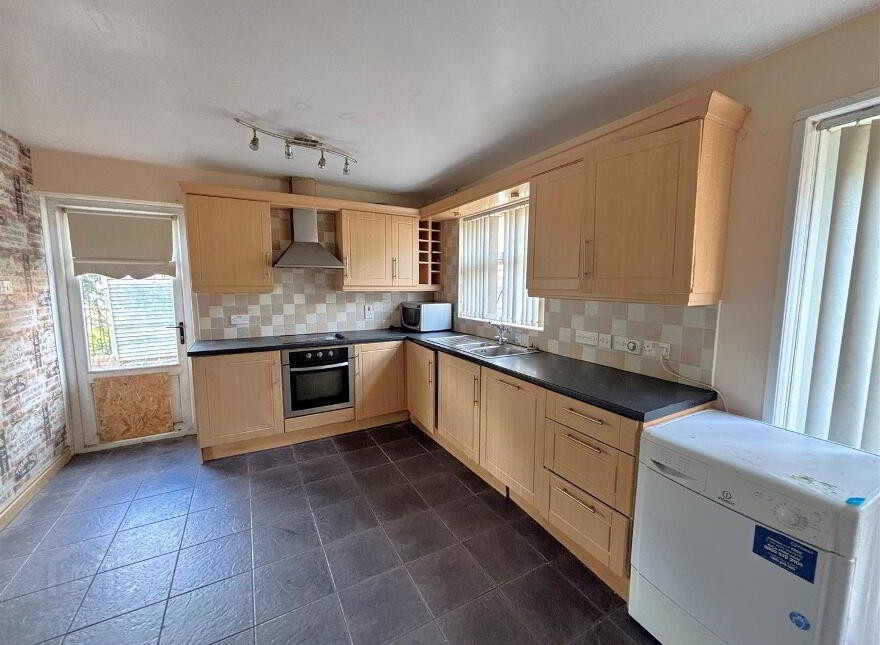 19 Ambleside Court, Belfast, BT13 1QU