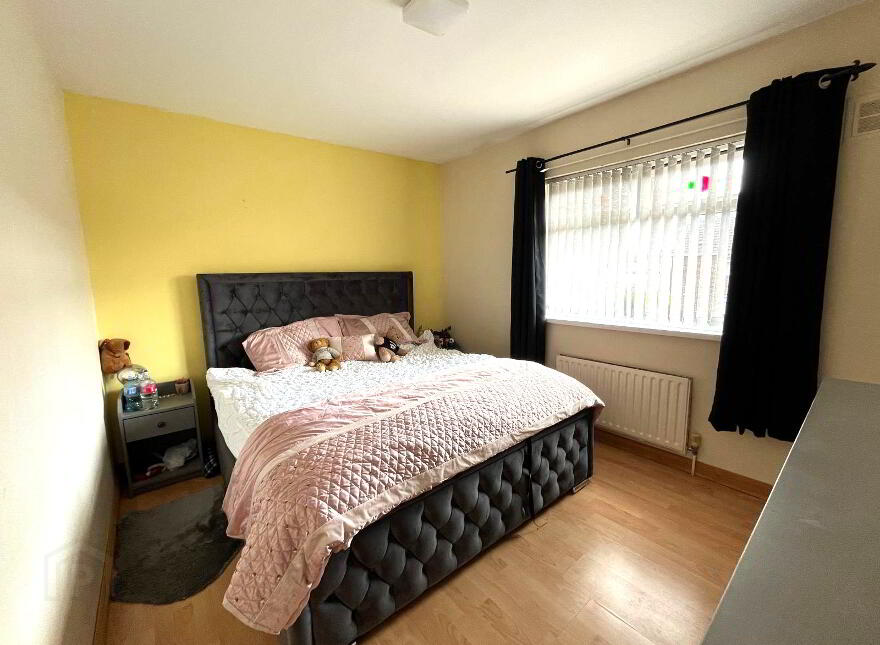 102 Sunnylands Avenue, Carrickfergus, BT38 8JT