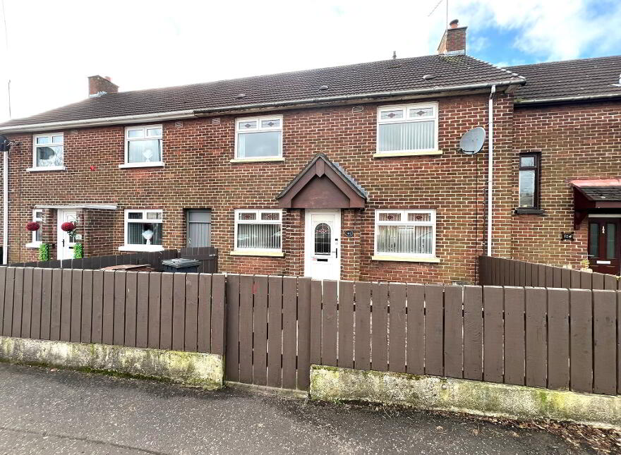102 Sunnylands Avenue, Carrickfergus, BT38 8JT photo