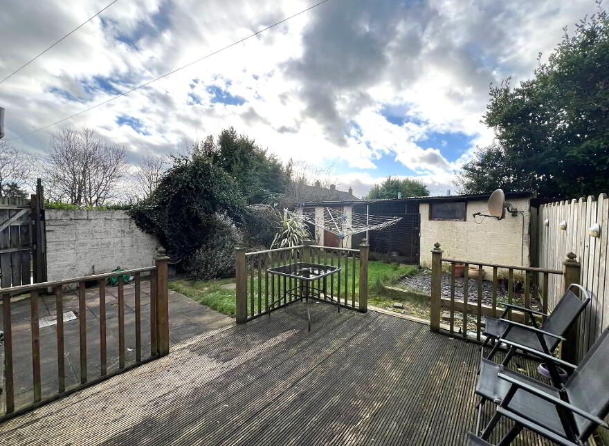 102 Sunnylands Avenue, Carrickfergus, BT38 8JT