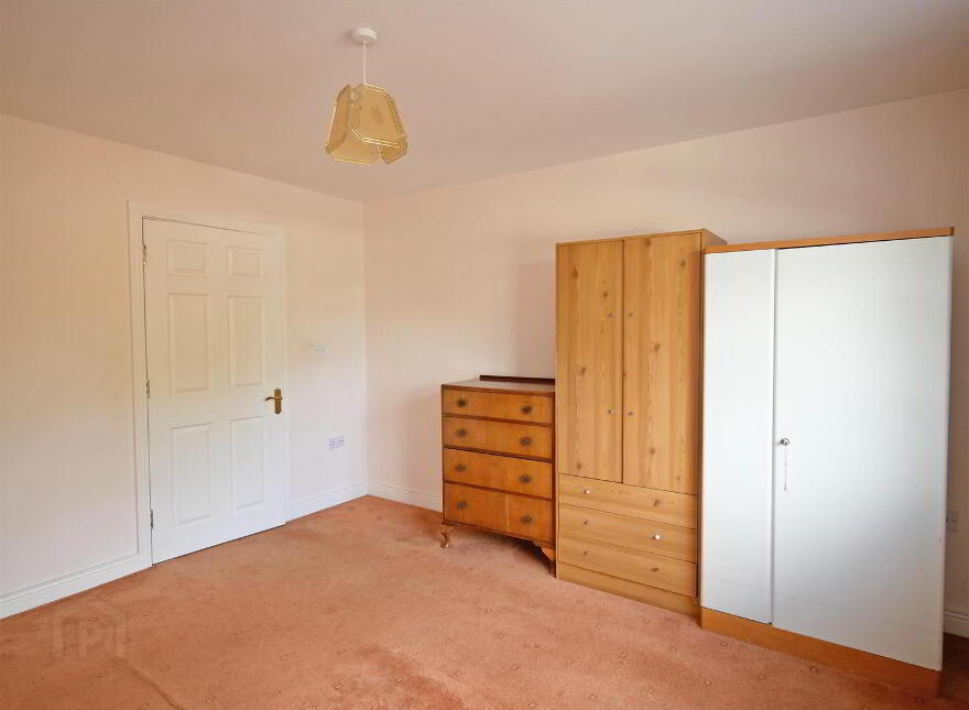 10 Annavale Avenue, Carryduff, Belfast, BT8 8NZ