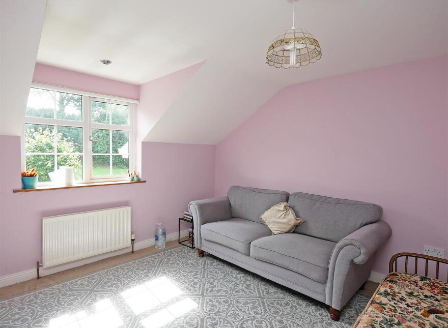 10 Annavale Avenue, Carryduff, Belfast, BT8 8NZ